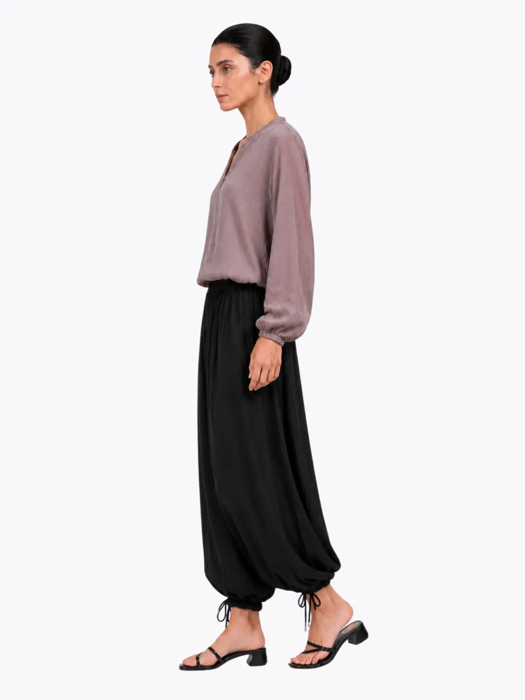 Mauve Textured Jacket with Black Balloon Pants image 2